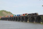 NS 4069 and 4841 take train 259 over Rockville Bridge